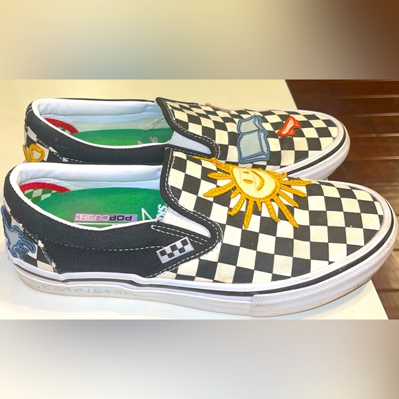 Vans Slip on Men’s 7.5 skateistan shoe black white checkered patches - Picture 3 of 7